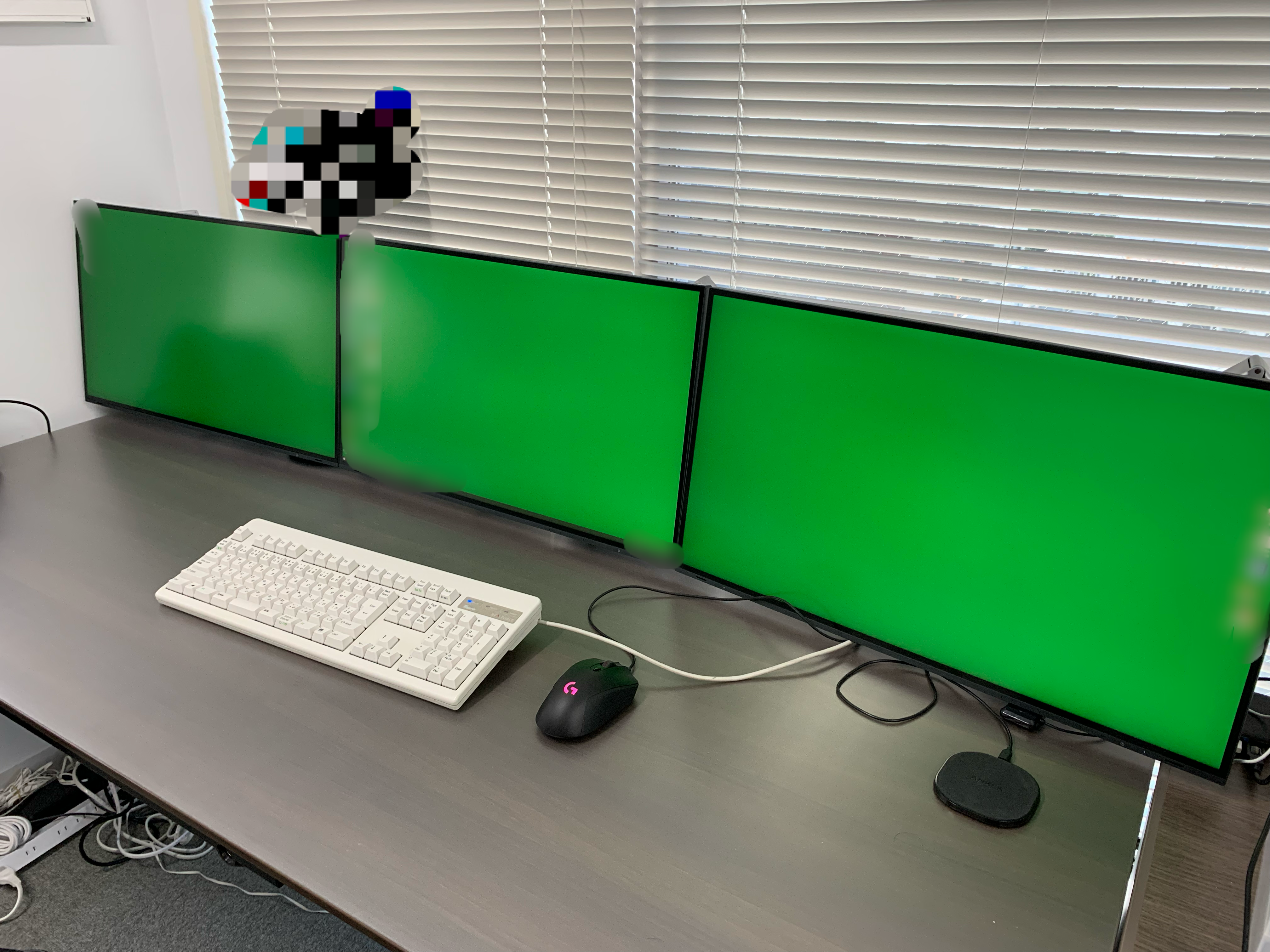 トリプルディスプレイを再構築（EV2795×3台） | 中央区日本橋の税理士