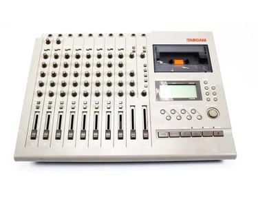 TASCAM PORTASTUDIO 488