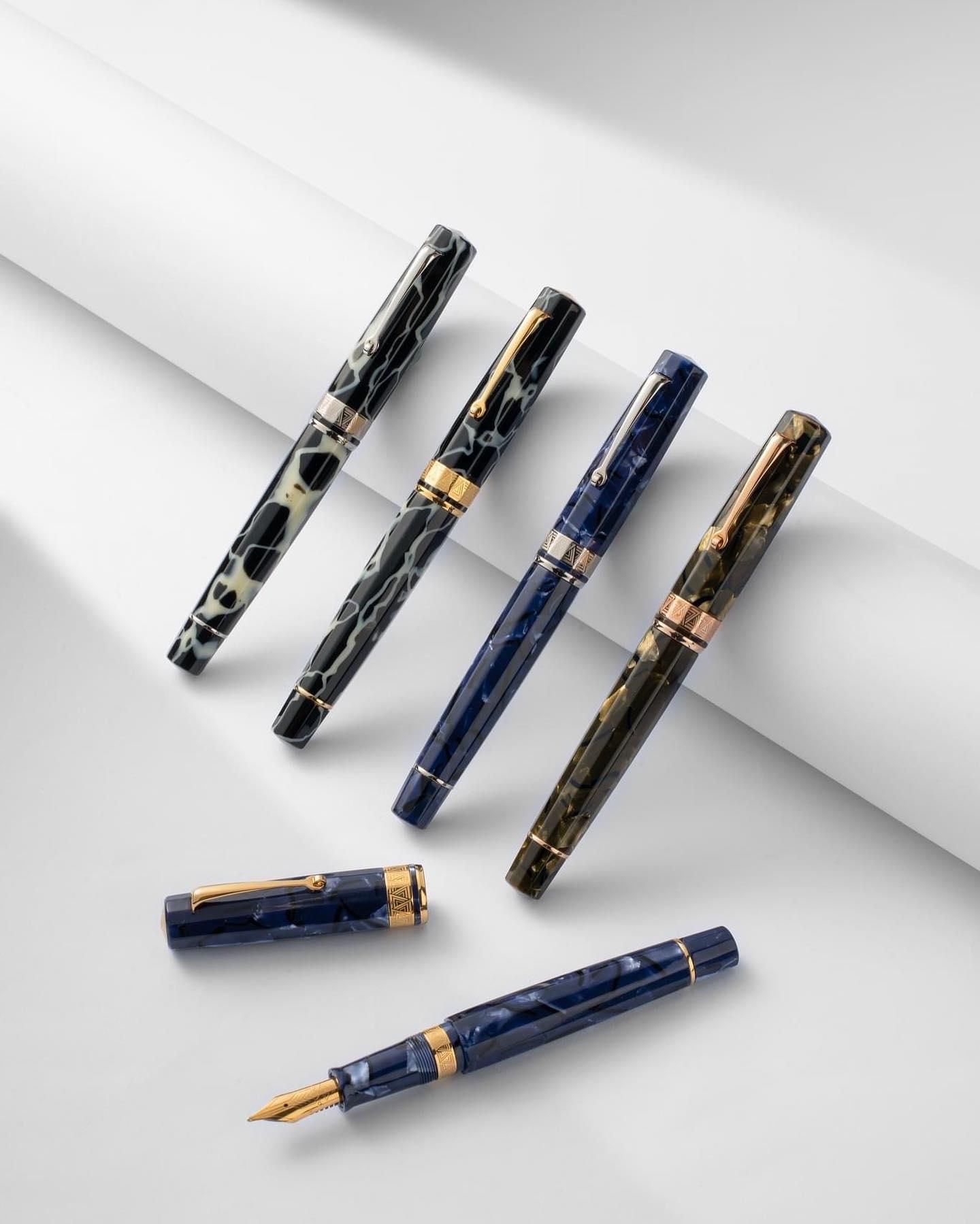 オマス ルーセンスブルー 万年筆