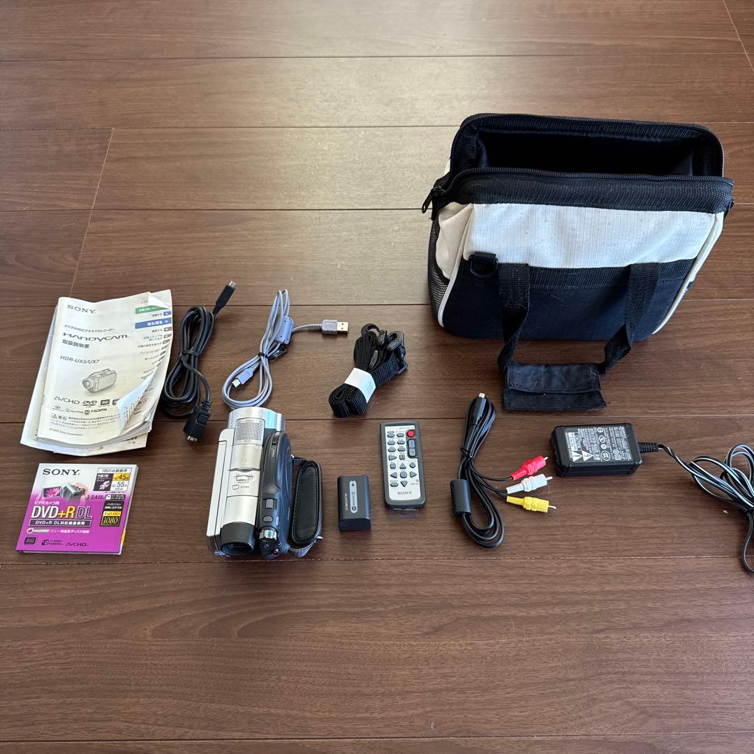 超美品　【動作確認ＯＫ】SONY　Handycam　HDR-UX7 Amazon.co.jp: SONY フルハイビジョンビデオカメラ Handycam