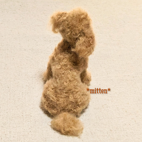 羊毛フェルト プードル お座りポーズ トイプードル 羊毛フェルト