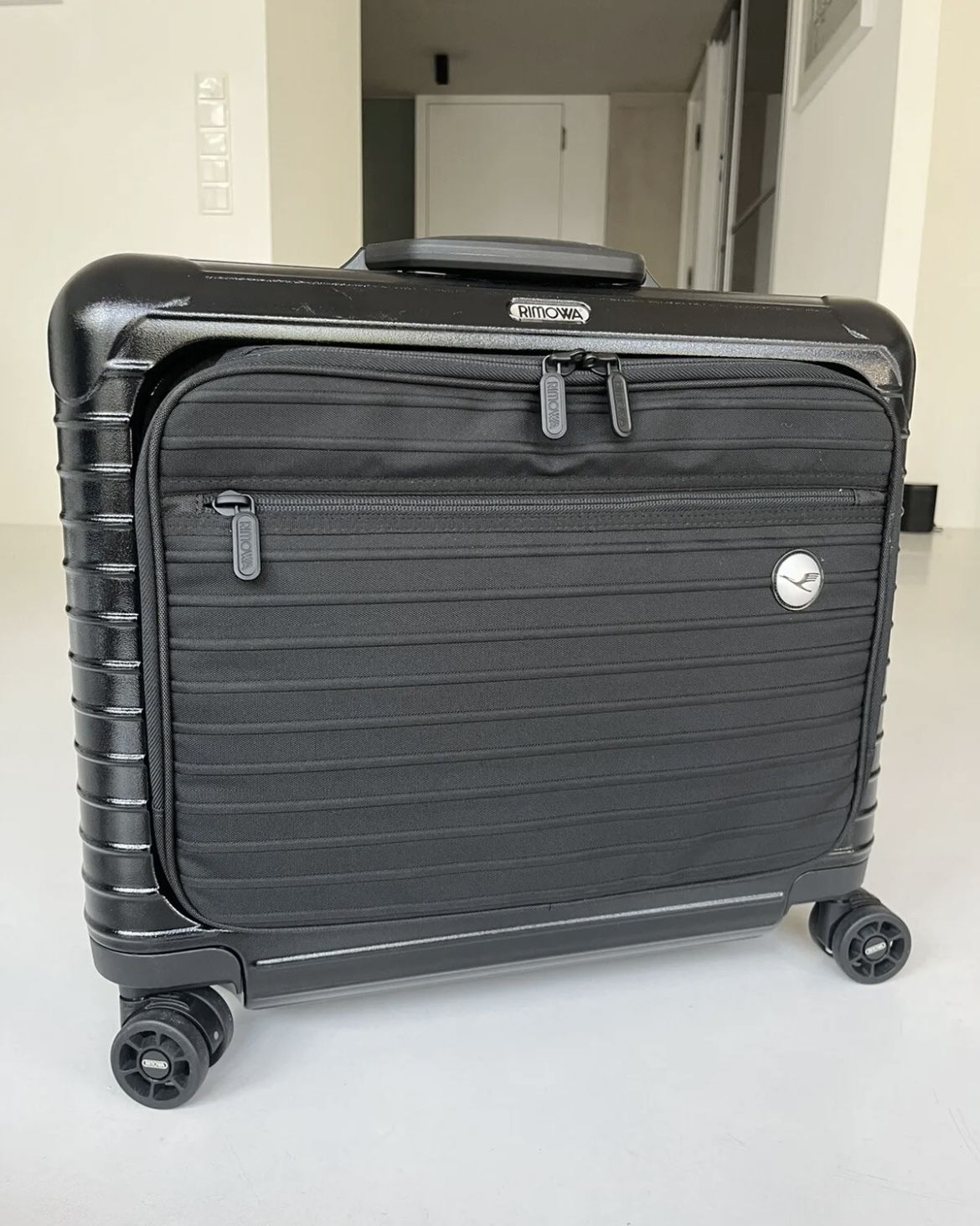 RIMOWA】限定 Lufthansa Bolero Business Trolley ブラック (RIMOWA