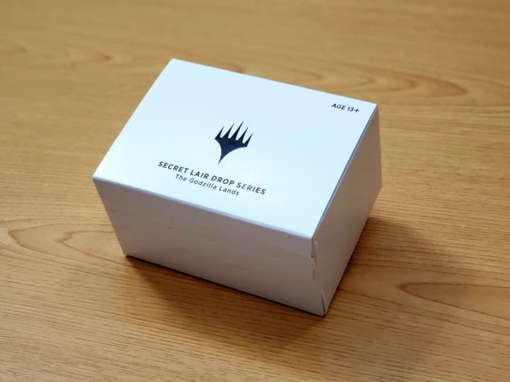 MTG Secret Lair ゴジラ基本土地 5箱 MTG Secret Lair ゴジラ基本土地 5箱